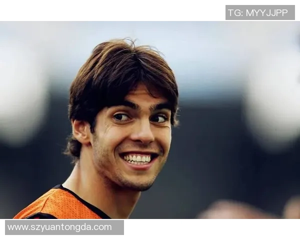 卡卡女友的魅力与风采揭秘足球明星背后的爱情故事与生活点滴 卡卡女友的魅力与风采揭秘足球明星背后的爱情故事与生活点滴