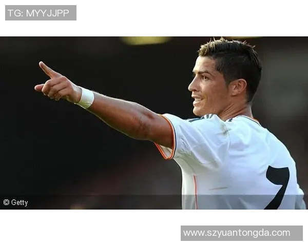 欧美足球明星的崛起与影响力解析及其在全球体育文化中的地位